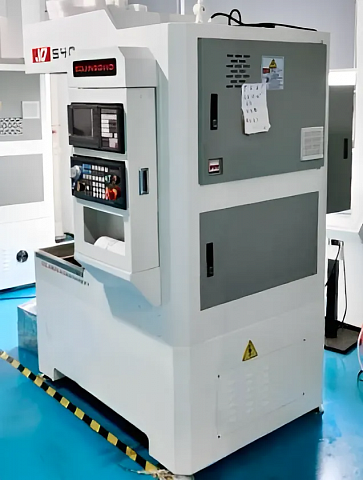 ЧПУ вертикальный обрабатывающий центр VMC 650 CNC